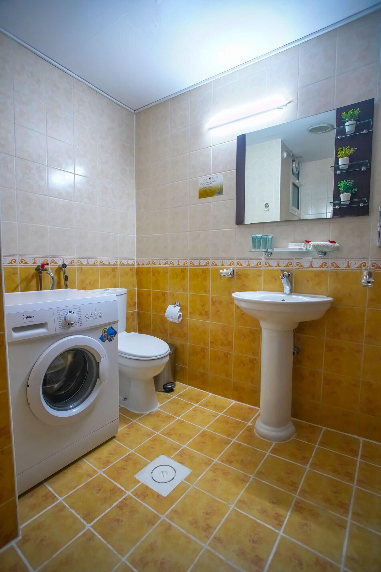 La Villa Inn Hotel Apartments Доха Экстерьер фото
