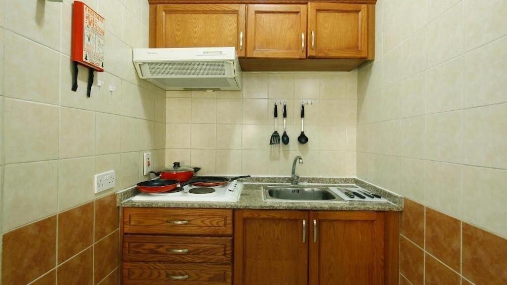 La Villa Inn Hotel Apartments Доха Экстерьер фото