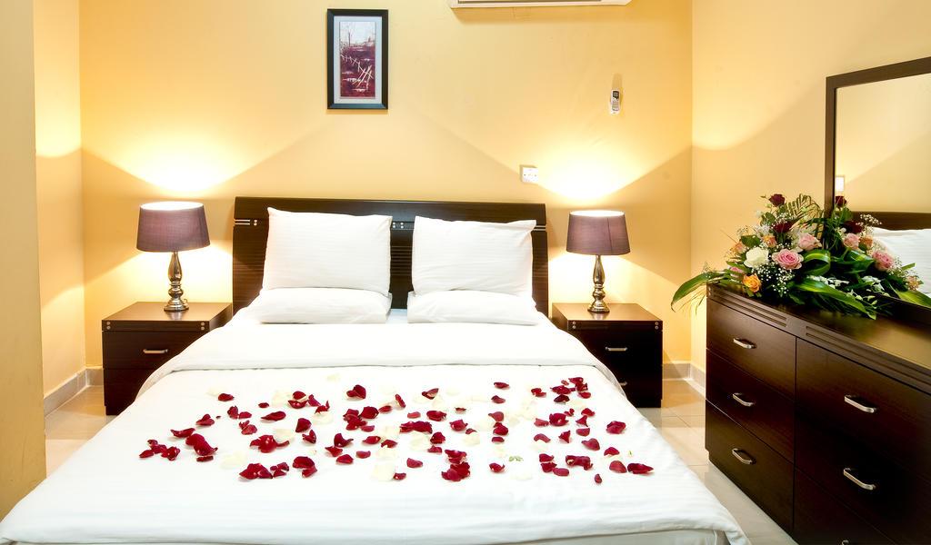 La Villa Inn Hotel Apartments Доха Экстерьер фото