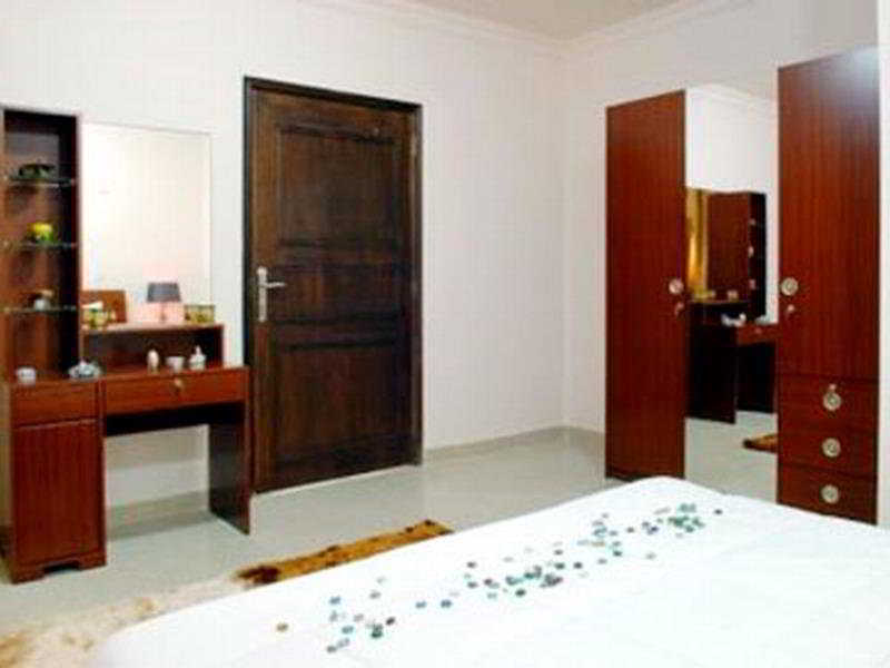 La Villa Inn Hotel Apartments Доха Номер фото