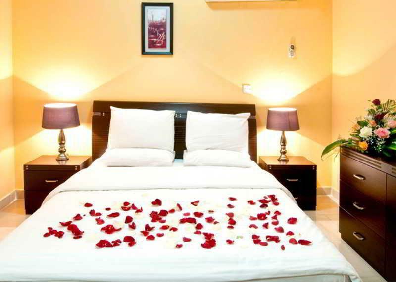 La Villa Inn Hotel Apartments Доха Экстерьер фото